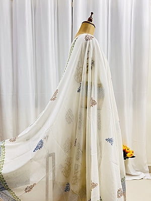 White mulmul suit